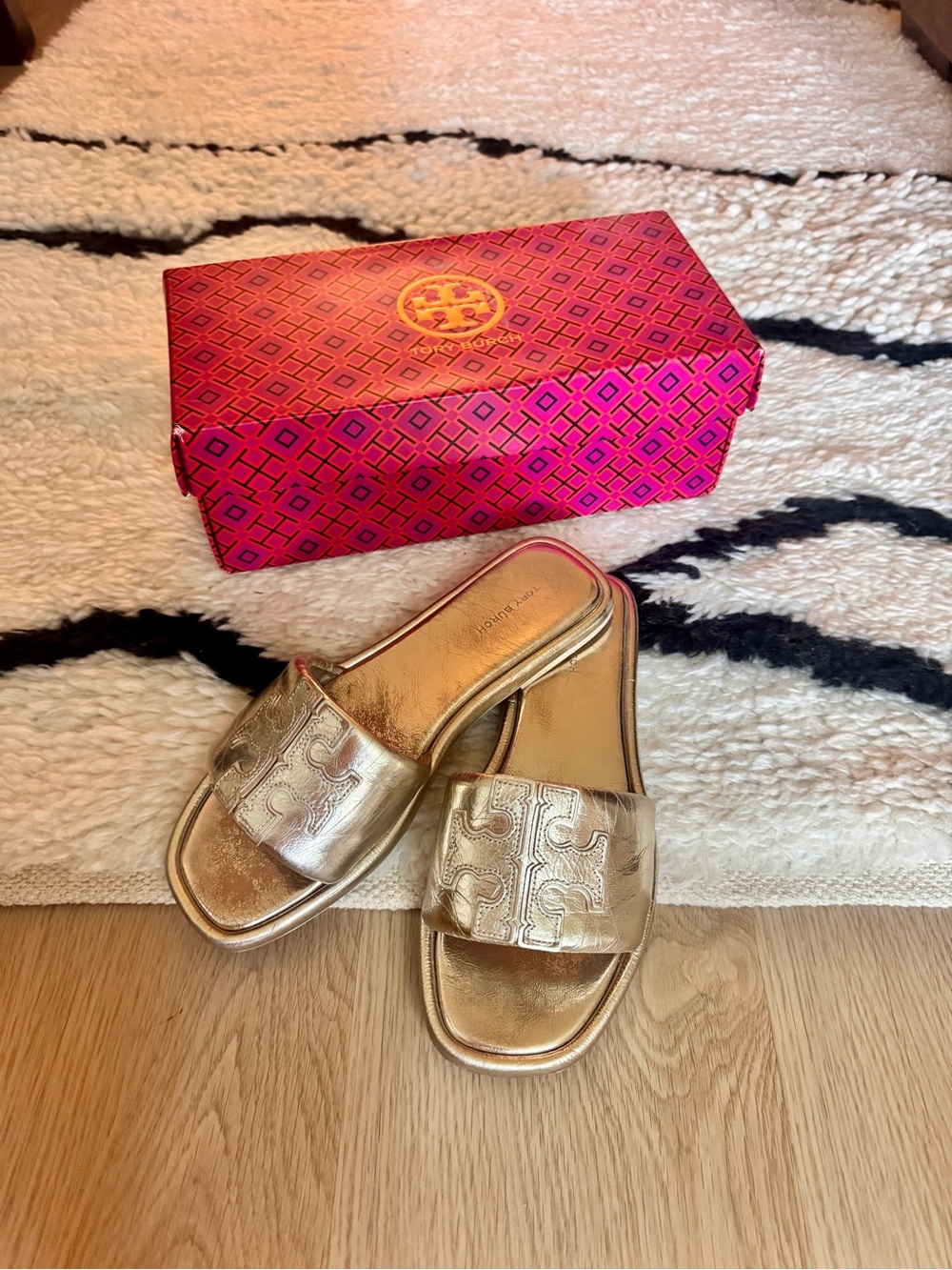 Tory Burch Metallic Gold Slides - Picture 2 of 6